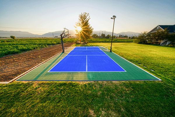 pickleball-court-sun